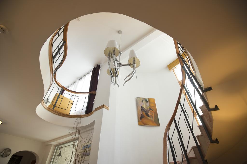 Hotel De Paris Тирана Екстер'єр фото